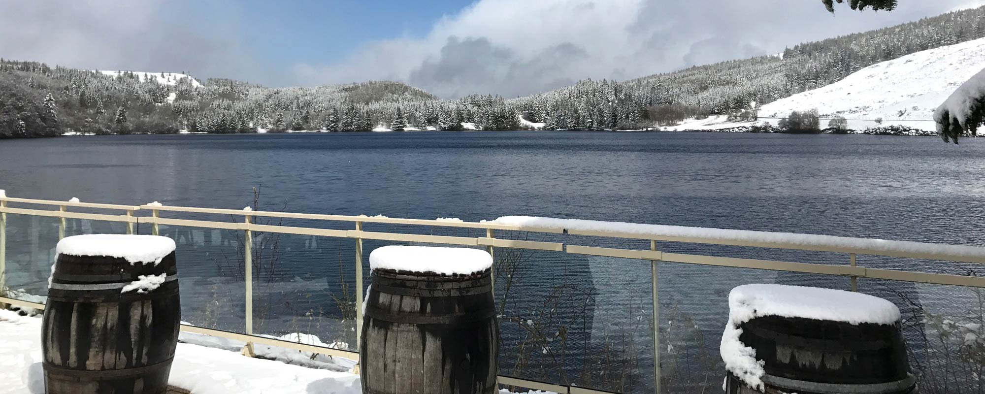 Terrasse sur le lac